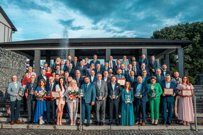 Zdjęcie przedstawia zaproszonych gości na gali Lider Przedsiębiorczości 2023