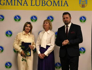 Zdjęcie przedstawia uczestników Gali