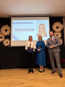 Zdjęcie przedstawia uczestników Gali