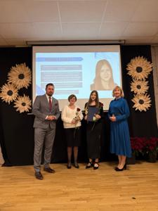 Zdjęcie przedstawia uczestników Gali