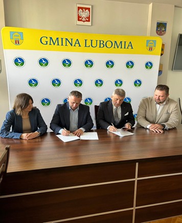 umowa_z_wodami_polskimi.jpg [356x437]