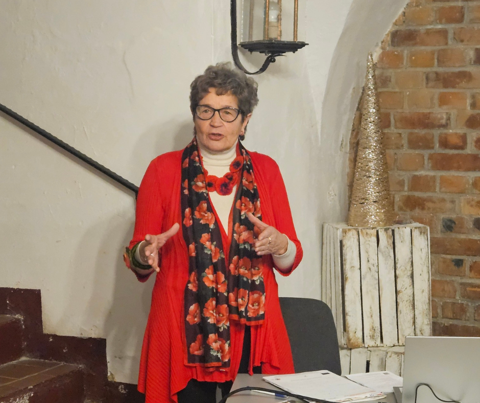 dr hab. Maria Pająkowska-Kensik