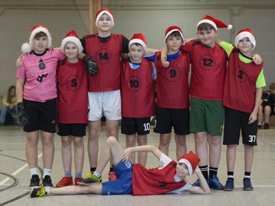 Mikołajkowo-gwiazdkowy turniej