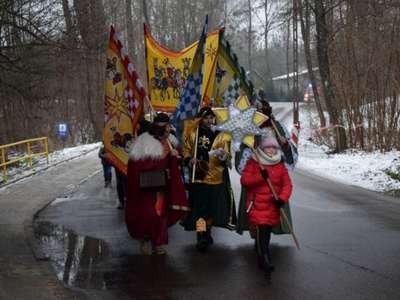 Zdjęcie przedstawia orszak Trzech Króli 