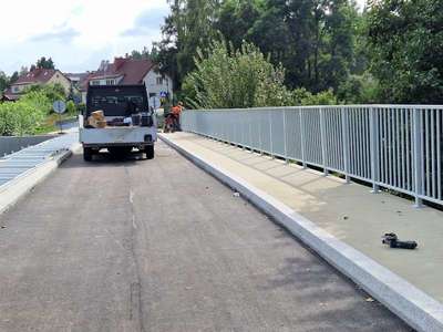 Montaż balustrady ochronnej
