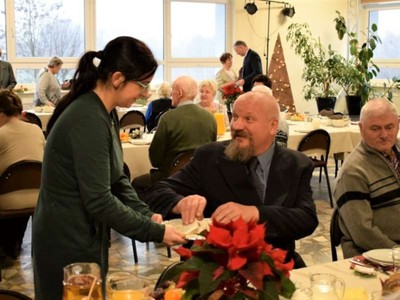 spotkanie opłatkowe dla samotnych  mieszkańców