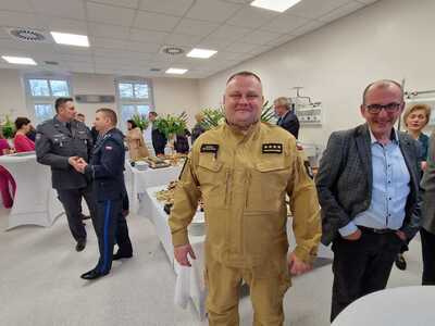 W uroczystości uczestniczył Damian Tomaszewski, komendant straży pożarnej w Malborku, były radny Czarnej Wody 