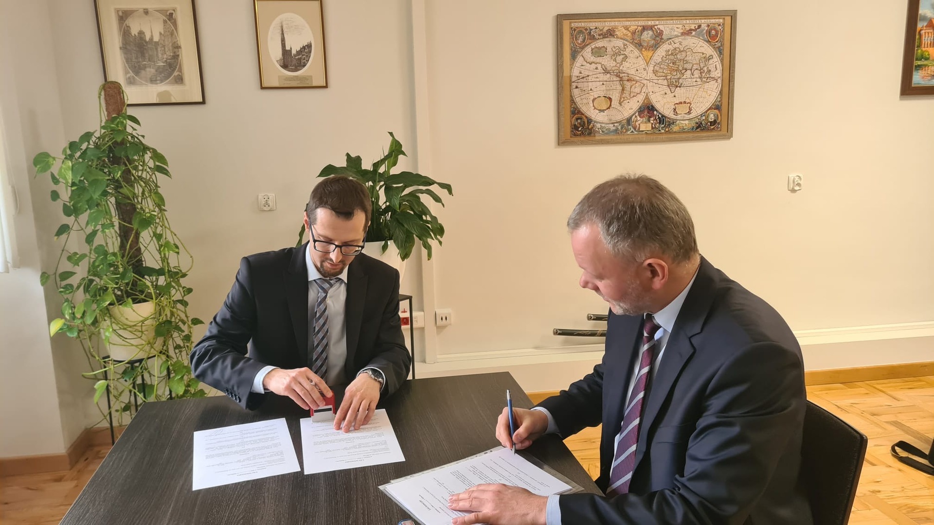 Władze Gminy Czarna Woda właśnie podpisały list intencyjny z Powiatowym Centrum Zdrowia w Malborku.