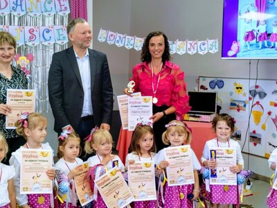 „Sówki” zdobyły I miejsce w Ogólnopolskim Konkursie Tańca „Just Dance”