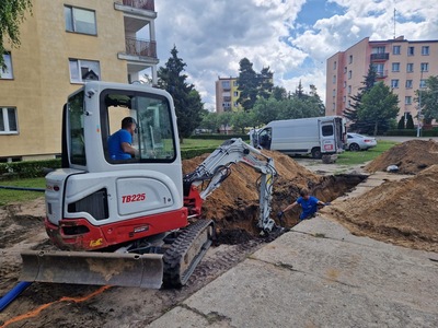 Trwają prace przy budowie sieci wodociągowo-kanalizacyjnej