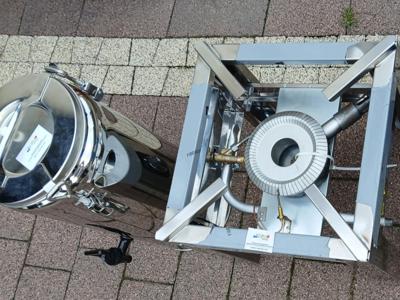 Plenerowa kuchnia gazowa i teromos