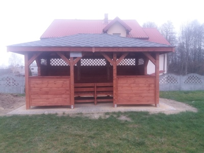 Altana pokazana z zewnątrz
