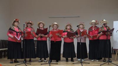 Śpiew i kreatywne warsztaty w biedrzychowickiej świetlicy