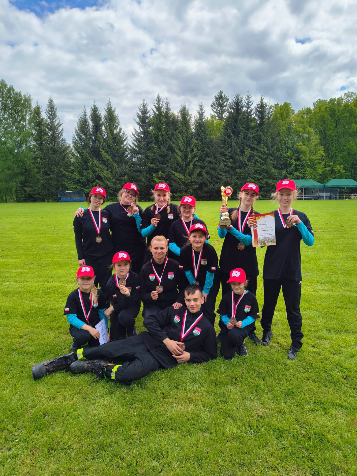 Nasza MDP jedną z najlepszych drużyn na powiatowych zawodach sportowo - pożarniczych w Świeradowie Zdroju!