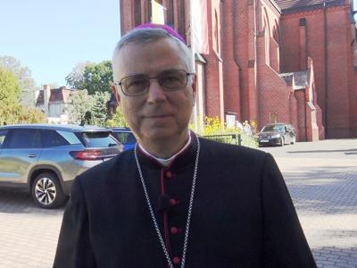 1. Biskup Legnicki Andrzej Siemieniewski z wizytą w Olszynie