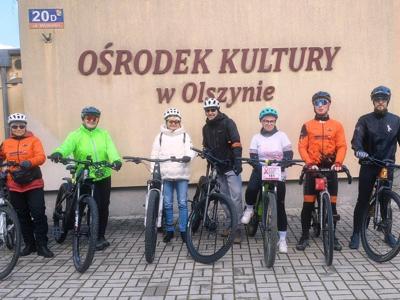 Olszyna pobiegła na różowo dla zdrowia kobiet!