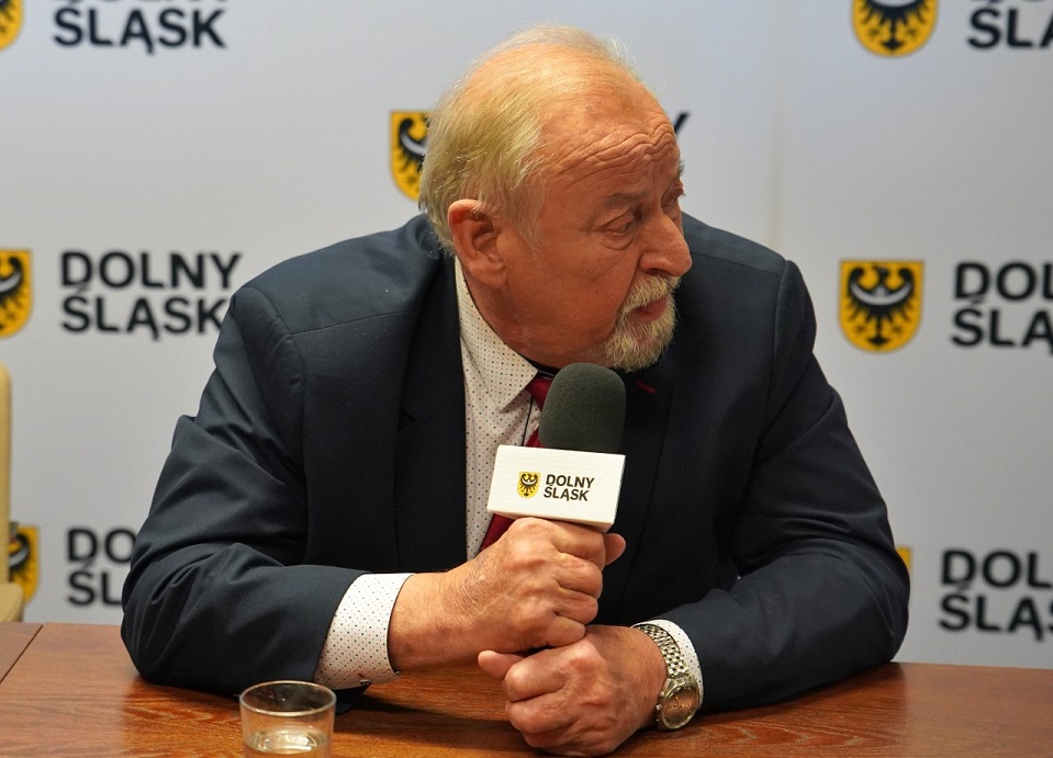 2._blisko_5_mln_zl_na_budowe_sieci_wodno-kanalizacyjnej_w_krzewiu_malym