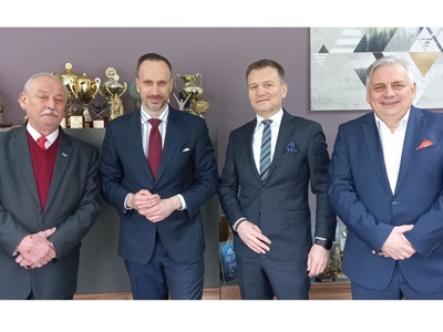Burmistrz Olszyny, Minister Rolnictwa i Rozwoju Wsi Janusz Kowalski, Dariusz Niebieszczański, Wicewojewoda Dolnośląski Bogusław Szpytma