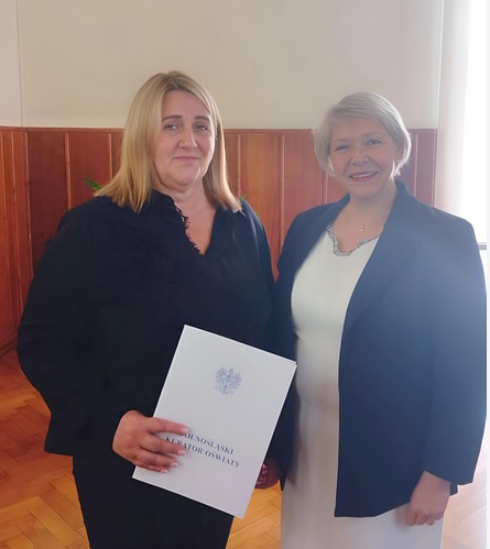 Grażyna Petruch z odznaczeniem MEN