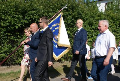 Nadanie nowego sztandaru dla szkoły w Gródku