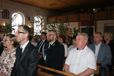 Nadanie nowego sztandaru dla szkoły w Gródku