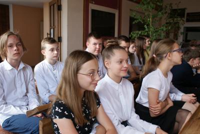 Nadanie nowego sztandaru dla szkoły w Gródku