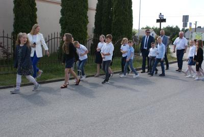 Nadanie nowego sztandaru dla szkoły w Gródku