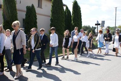 Nadanie nowego sztandaru dla szkoły w Gródku