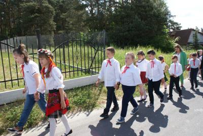 Nadanie nowego sztandaru dla szkoły w Gródku