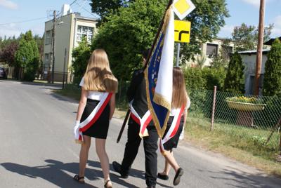 Nadanie nowego sztandaru dla szkoły w Gródku