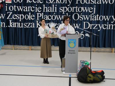 Uroczyste otwarcie budynku Hali Sportowej połączone z obchodami Jubileuszu 60-lecia Szkoły Podstawowej.