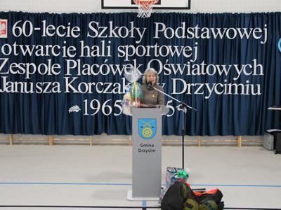 Uroczyste otwarcie budynku Hali Sportowej połączone z obchodami Jubileuszu 60-lecia Szkoły Podstawowej.