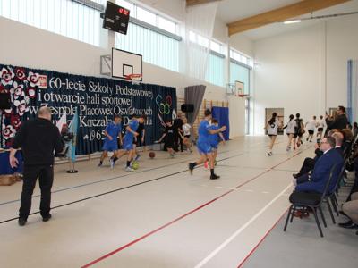 Uroczyste otwarcie budynku Hali Sportowej połączone z obchodami Jubileuszu 60-lecia Szkoły Podstawowej.