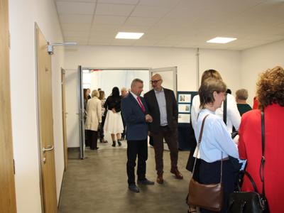 Uroczyste otwarcie budynku Hali Sportowej połączone z obchodami Jubileuszu 60-lecia Szkoły Podstawowej.