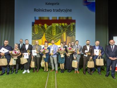 Marszałek nagrodził aktywnych mieszkańców wsi z powiatu świeckiego