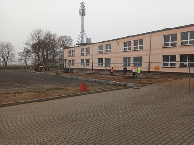 Budowa placu zabaw dla przedszkola w miejscowości Drzycim.