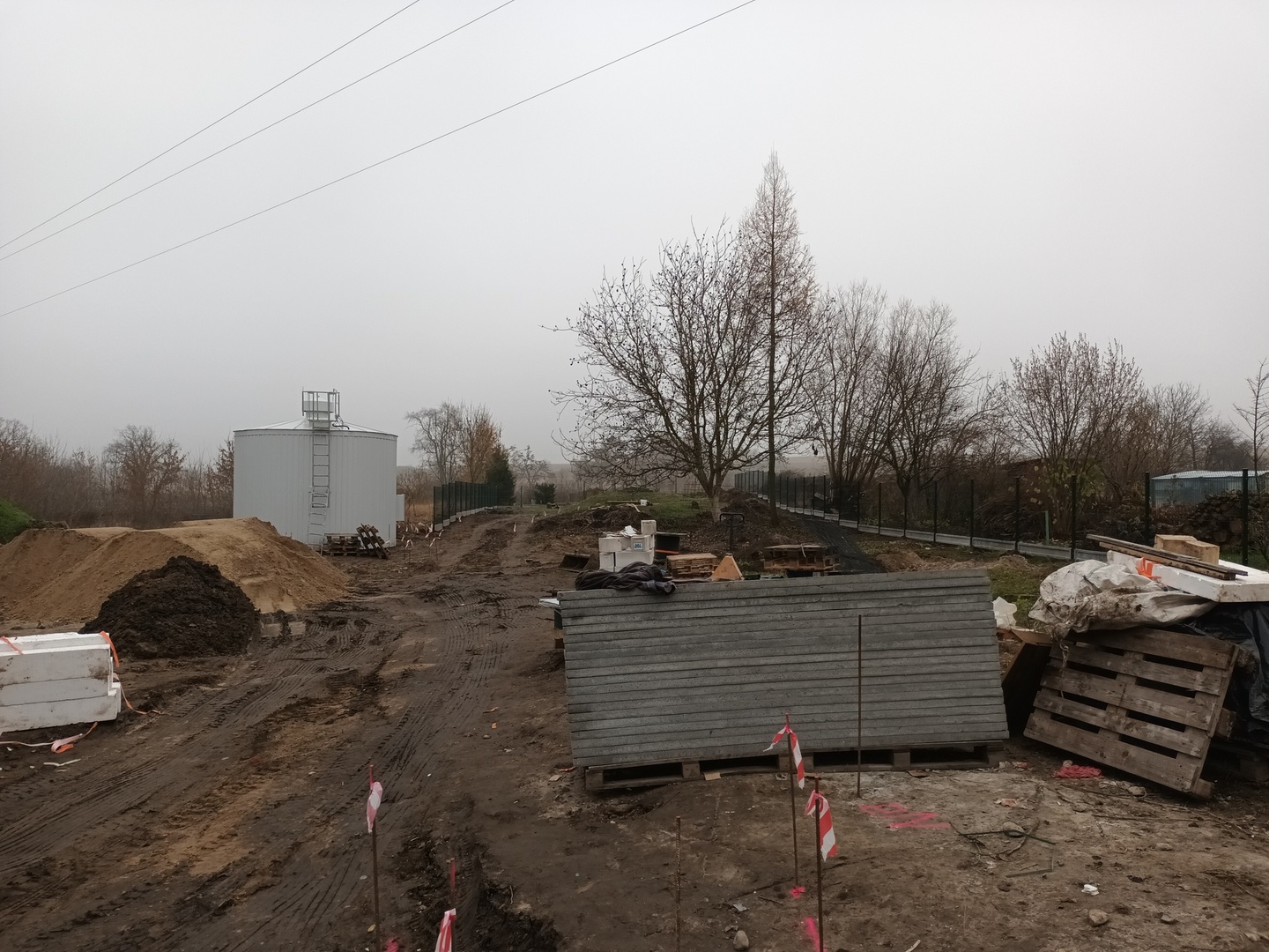 Budowa stacji uzdatniania wody w Miejscowości Gródek. Budowa stacji uzdatniania wody w Miejscowości Gródek.