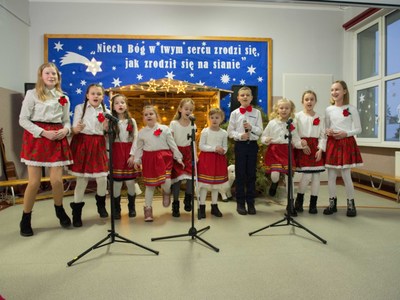 Przedstawia Zespół Allegro z Sierosławia