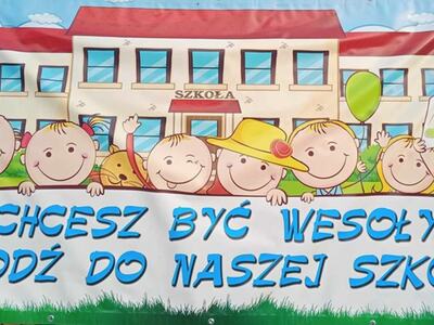 Festyn na pożegnanie lata na sportowo przy ZPO w Drzycimiu.