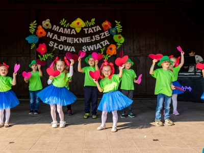 Piknik rodzinny z okazji Dnia Mamy i Taty
