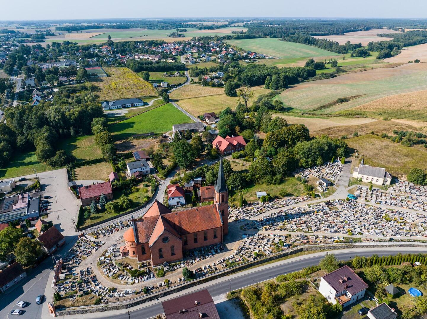 Podpisanie umowy na roboty w Kościele w Drzycimiu