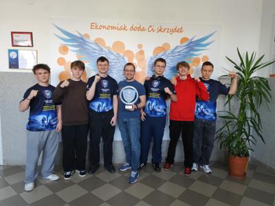Drugie miejsce w „League of Legends”