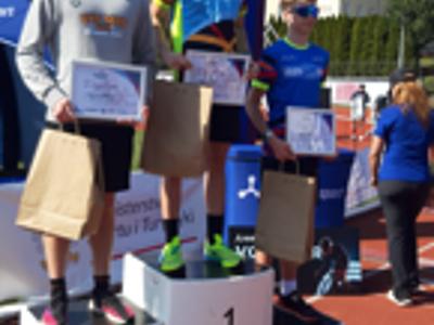 Pływacy na podium