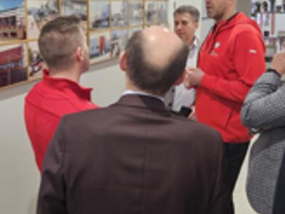 Minister sportu w MOS-ie