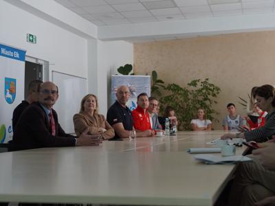 Minister sportu w MOS-ie