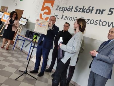 Rozwinęli skrzydła
