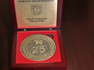 Starosta z medalem