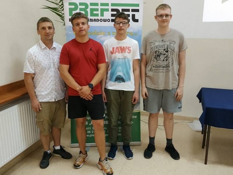 Doskonalili techniki murarskie