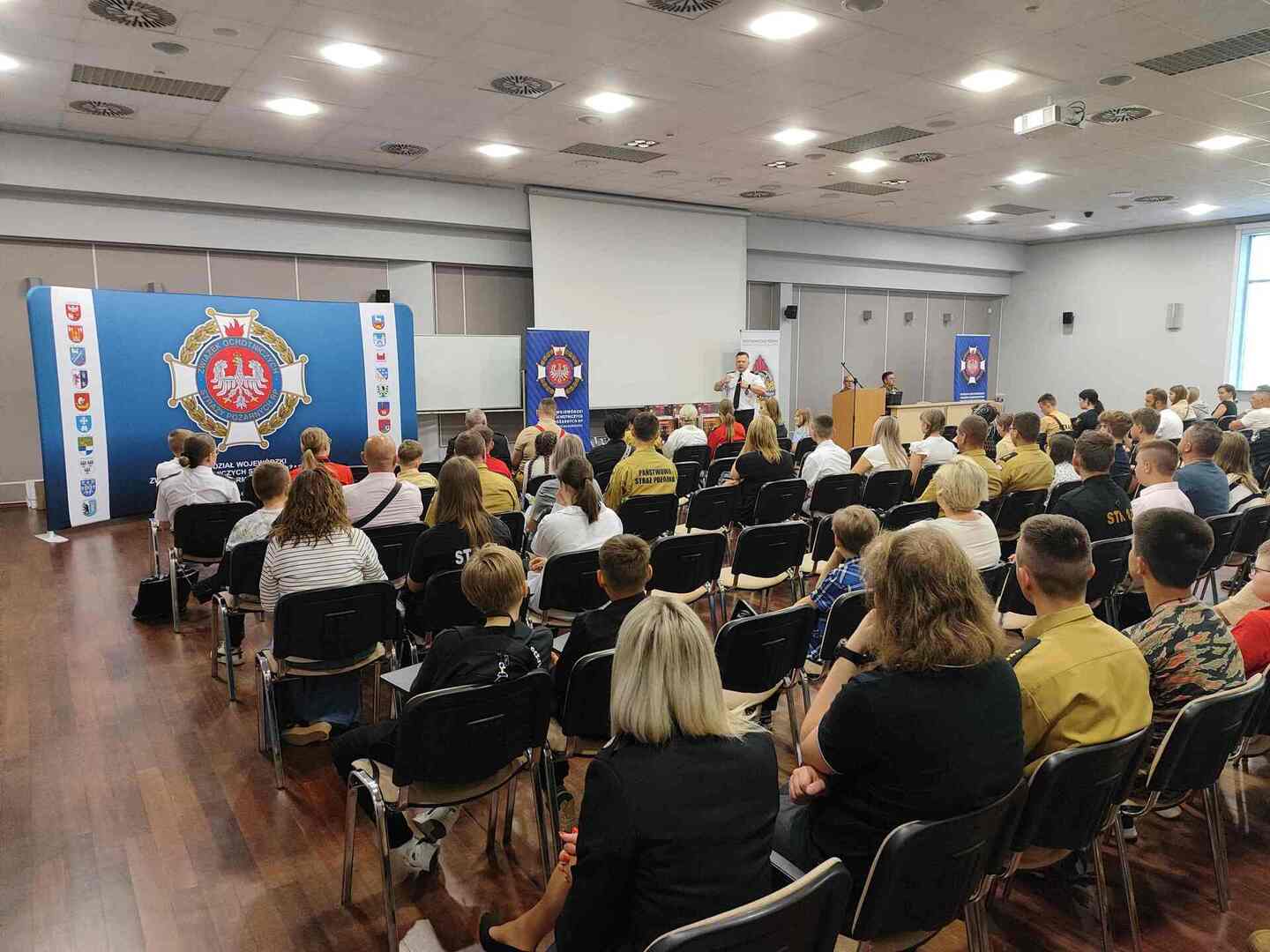 Młodzież zapobiega pożarom 