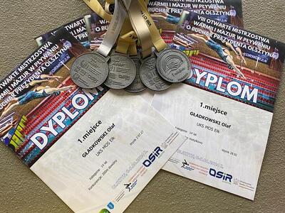 Pływacy UKS MOS Ełk z sukcesami 